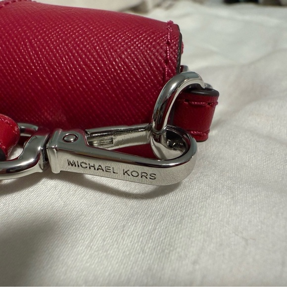 Micheal by Michael Kors NWT VIBRANT Red Studded Leather Wristlet Wallet! - Picture 8 of 8